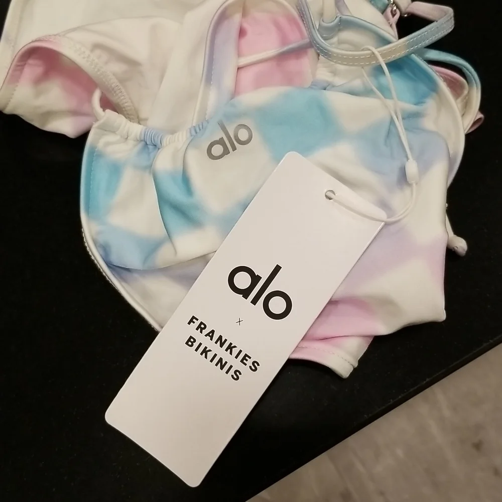Frankies Bikinis alo frankie